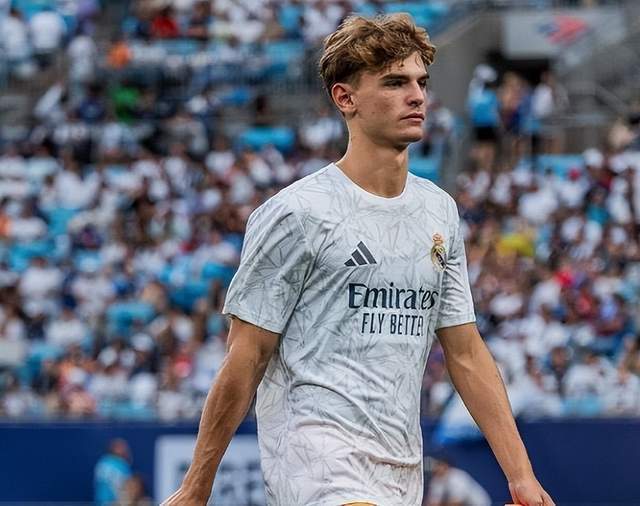 梁小静前3 梁小静前3