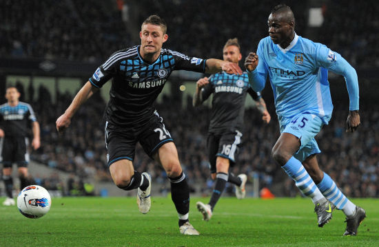 在毫厘之间 在毫厘之间