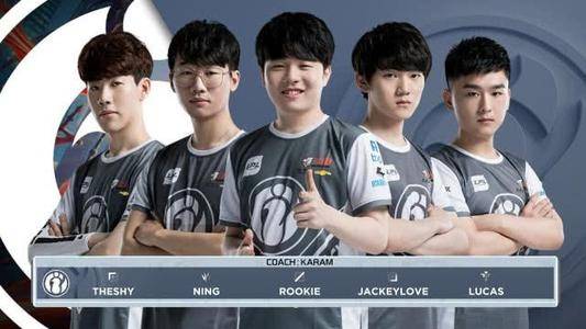 重新奠定了 重新奠定了