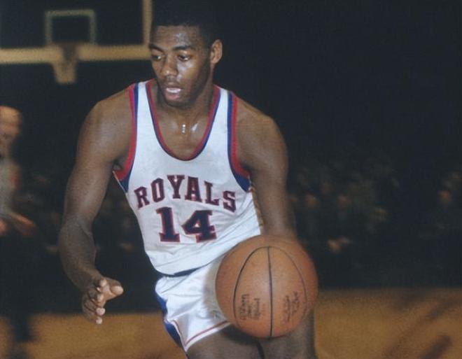 临危不乱的 临危不乱的